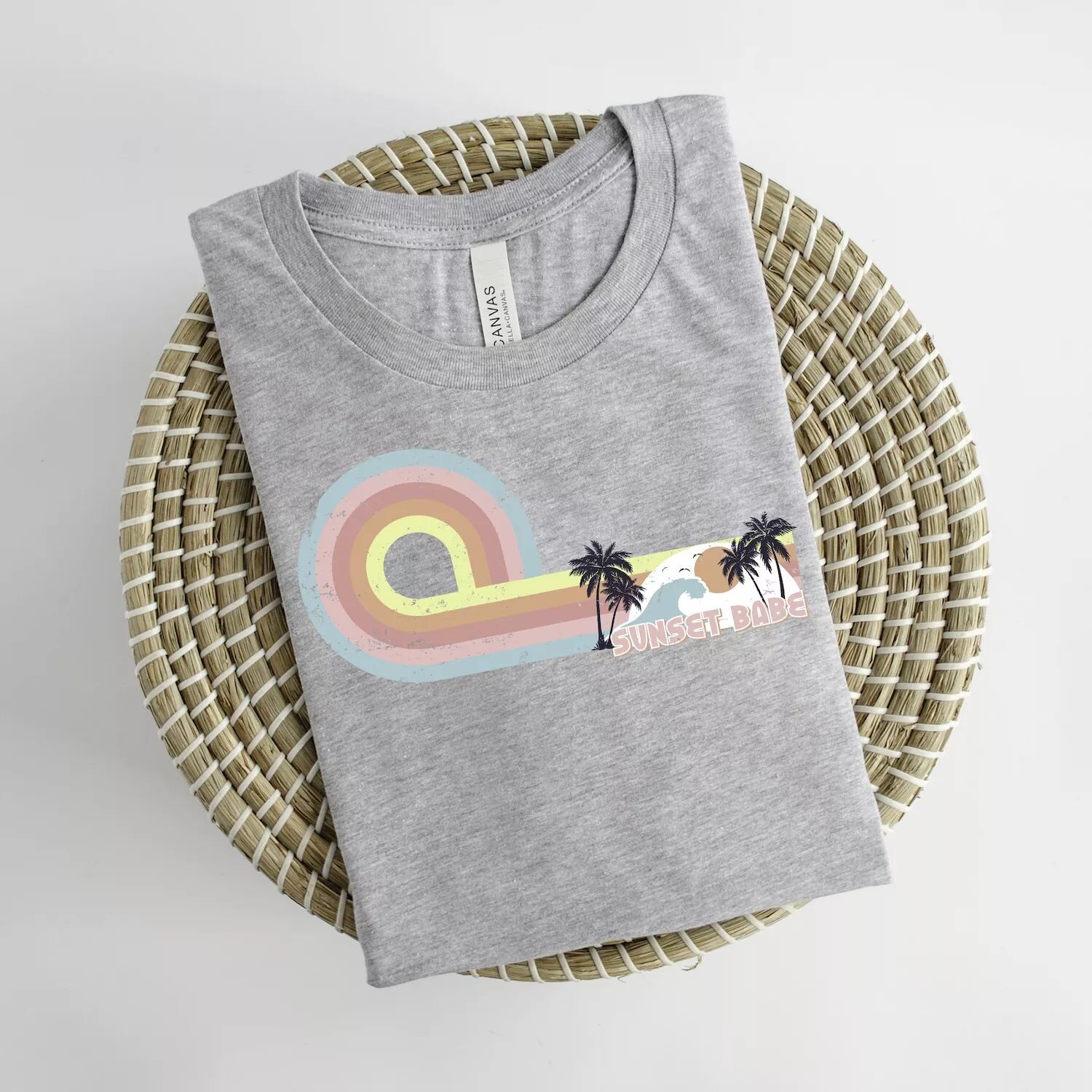 

Футболка с короткими рукавами и рисунком Sunset Babe Simply Sage Market