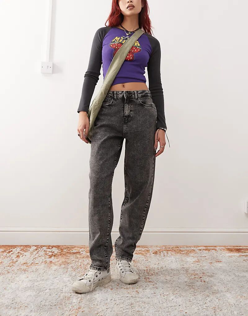 

Джинсы Rhoda mom fit с высокой талией серого цвета Noisy May