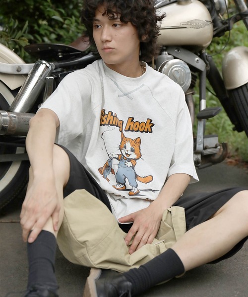 

Футболка с принтом, рукава реглан HOOK, светло-серый