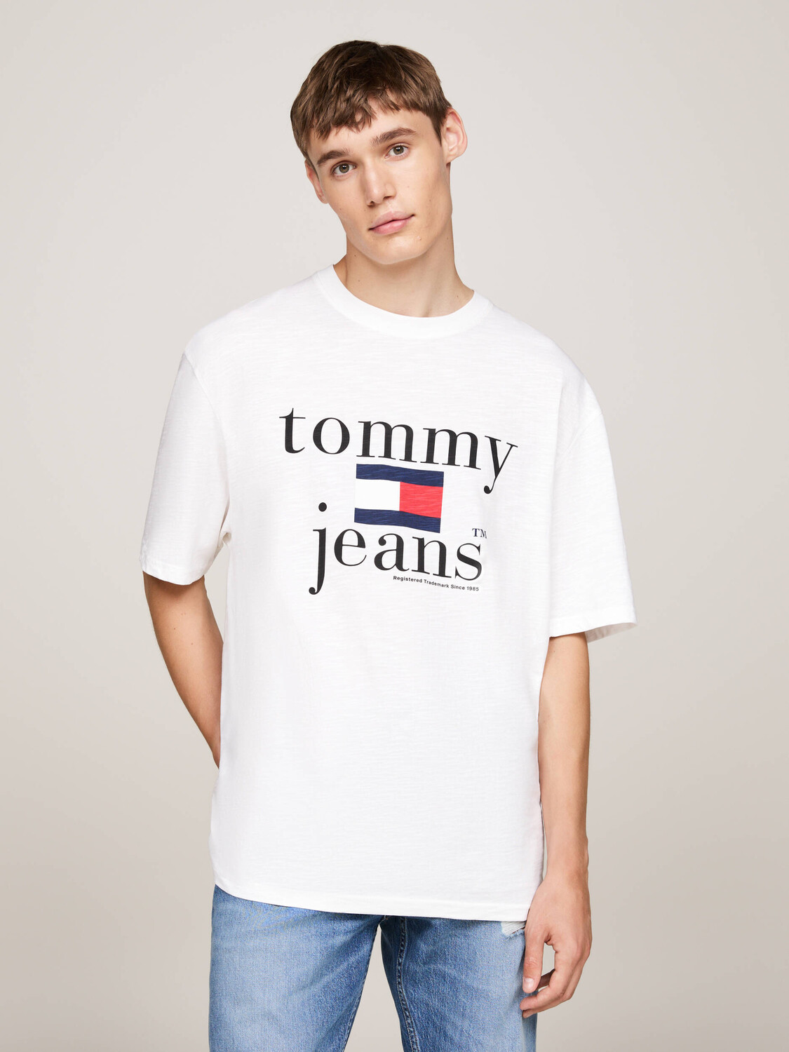 

Футболка Tommy Jeans Oversize fit, белый