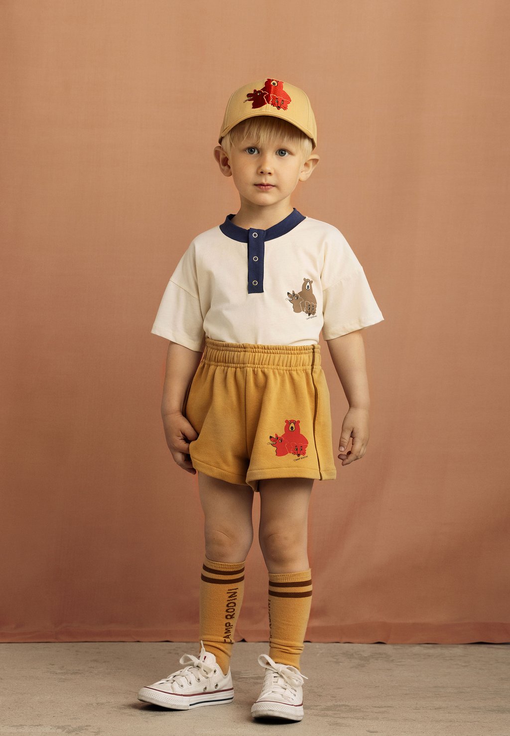 

Футболка с принтом CAMP TEE UNISEX Mini Rodini, бежевый