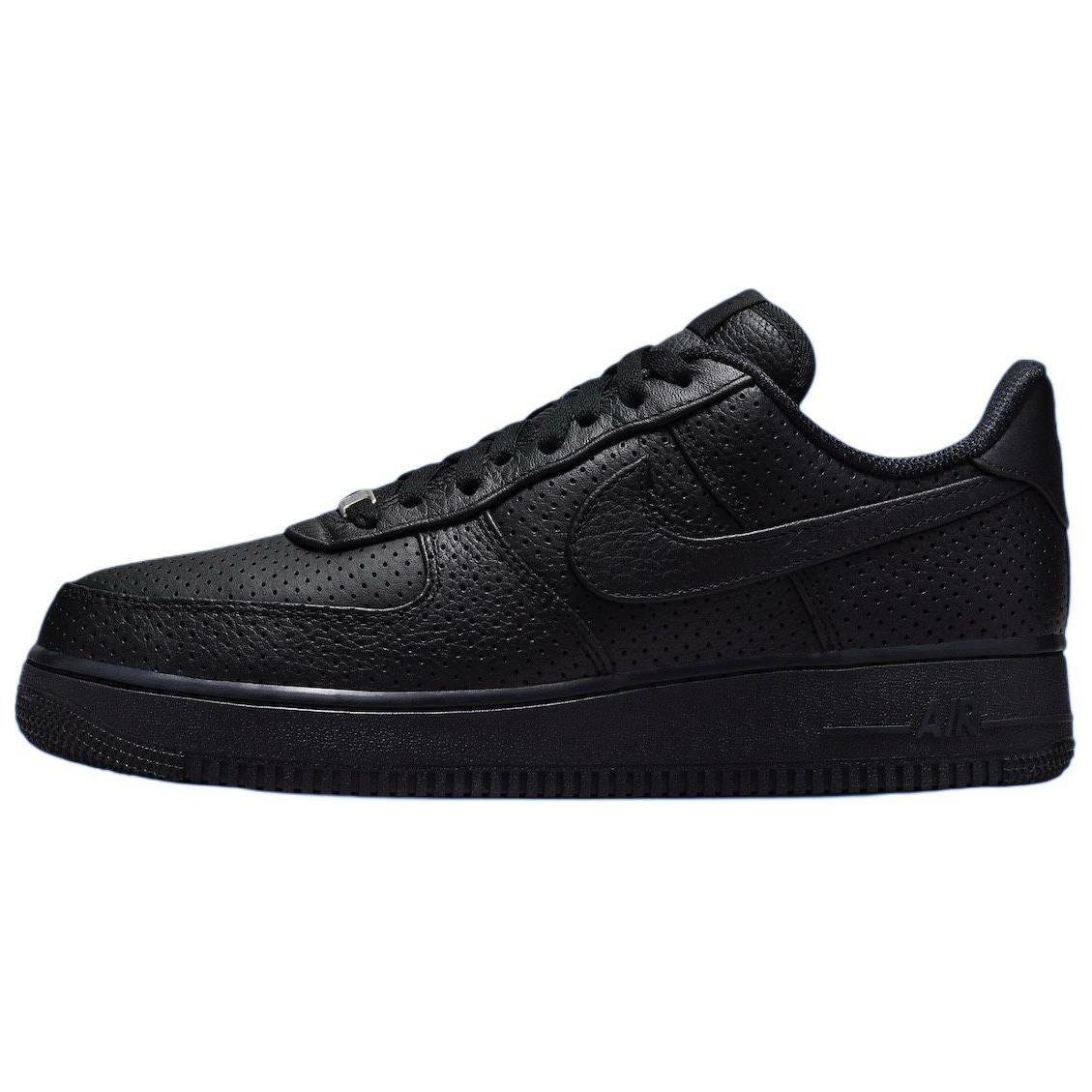 

Кроссовки Nike Air Force 1 Low SP Triple Black Perforated, черный