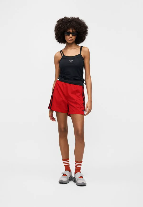Шорты «жар-птица» Adidas Originals, Better Scarlet/Black — фото 3