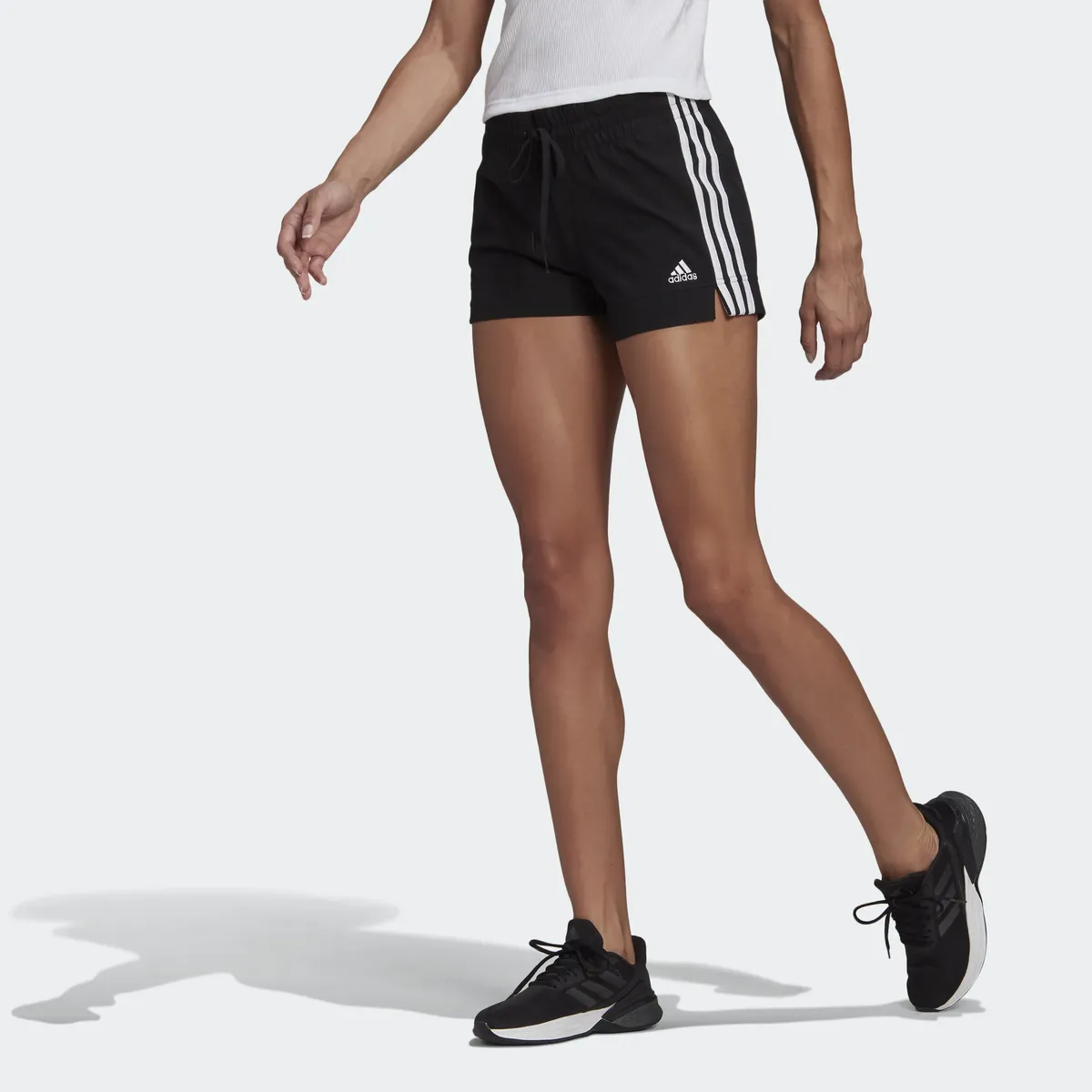 

Спортивные шорты adidas "ESSENTIALS SLIM 3-STRIPES" (1 шт.) Adidas Sportswear, белый