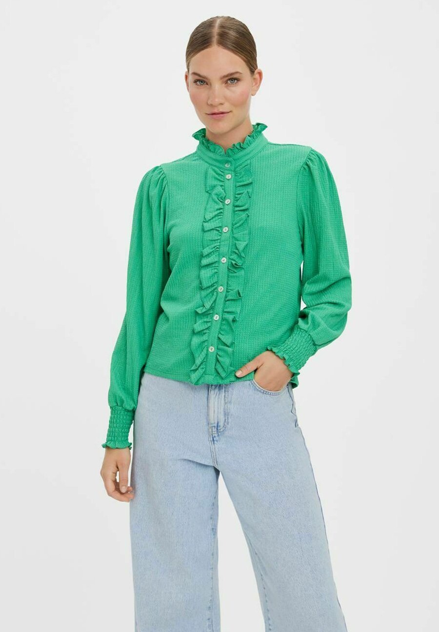 

Рубашка Vero Moda с оборками, зеленый
