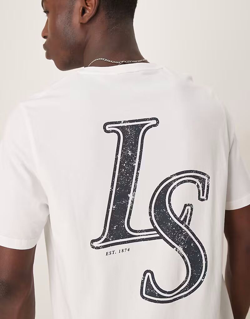 

Футболка с графическим принтом Lyle & Scott Emblem белого цвета