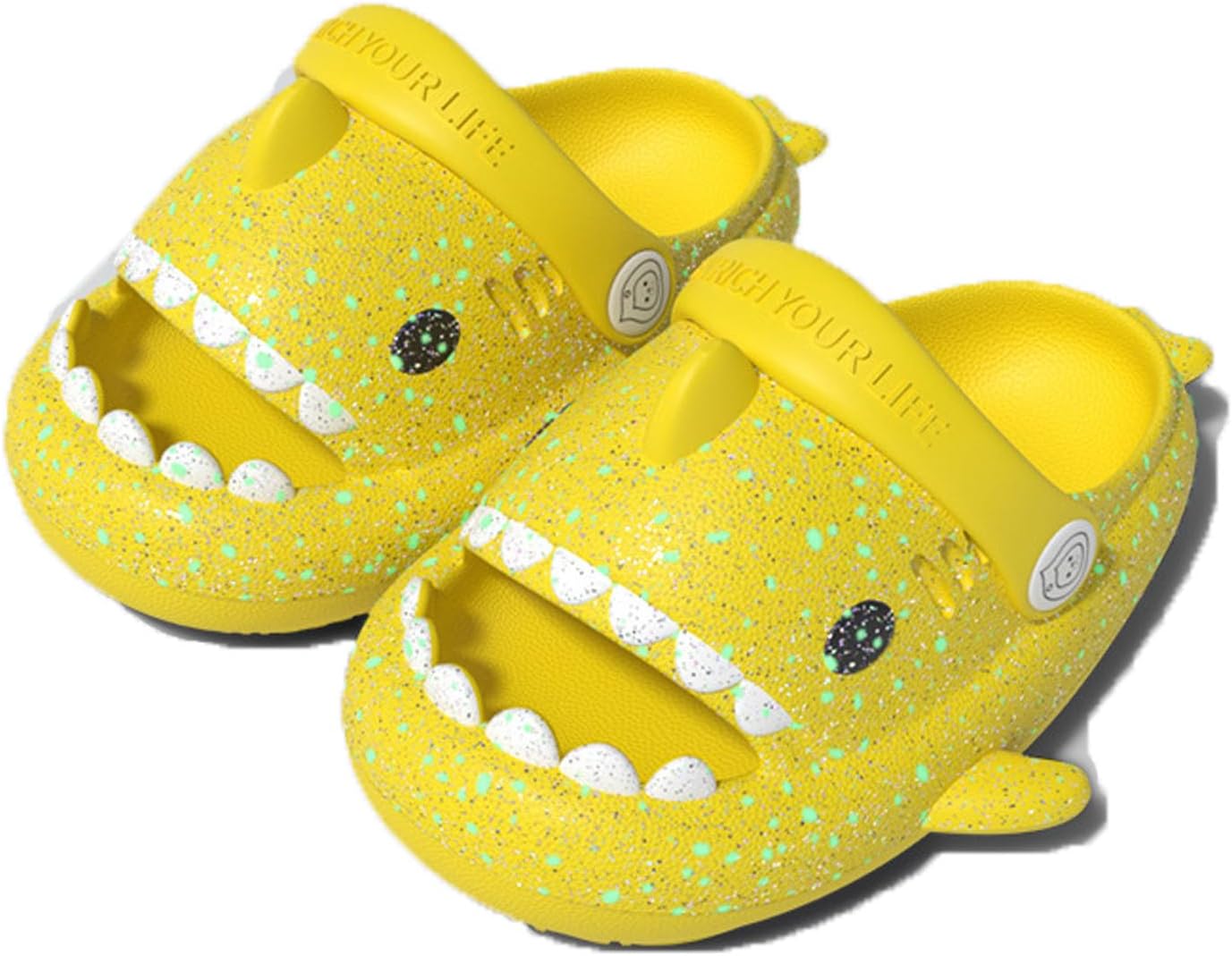 

Детские шлепанцы с акулами светящиеся в темноте, шлепанцы с облачной акулой и рыбой-удильщиком светящиеся в темноте, светящиеся шлепанцы-акулы, синие Generic