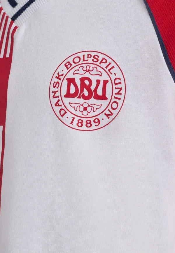 Футболка Hummel Hmljr reg dbu stripy t-shirt s/s print t-shirt, танго красный — фото 4