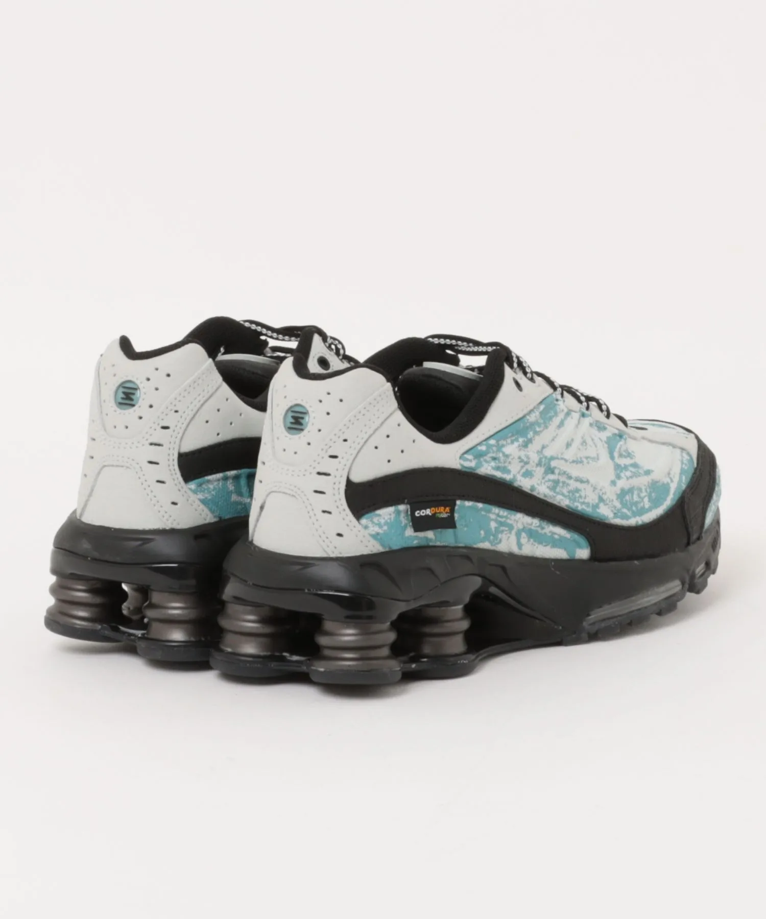 Мужские кроссовки с технологией SHOX Nike SHOX RIDE 2 PRM MIM8055 светло-серые — фото 2