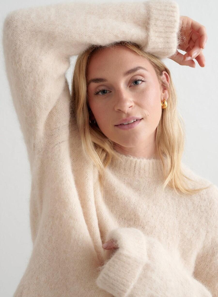 

AIM'N Женский вязаный свитер из шерсти альпаки кремового цвета