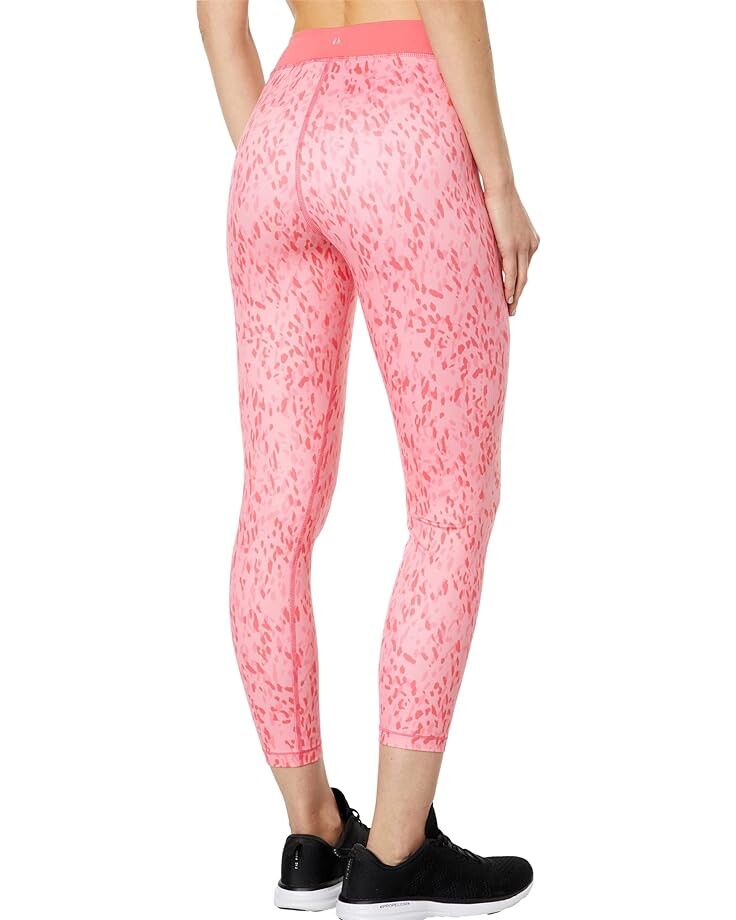 

Брюки THRIVE SOCIETE Printed 7/8 Leggings, цвет Neo Leopard