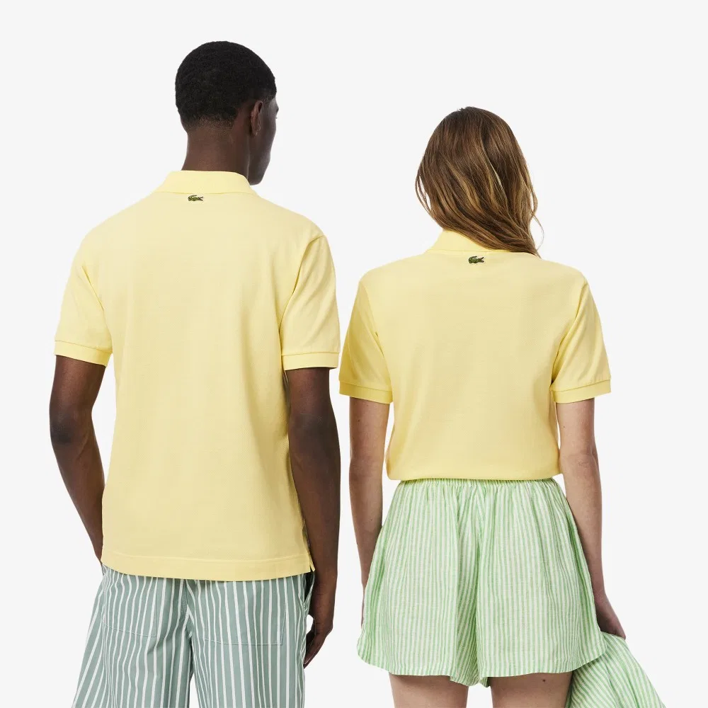 Мужская рубашка поло Lacoste с короткими рукавами и мягким брендингом, светло-жёлтая — фото 3