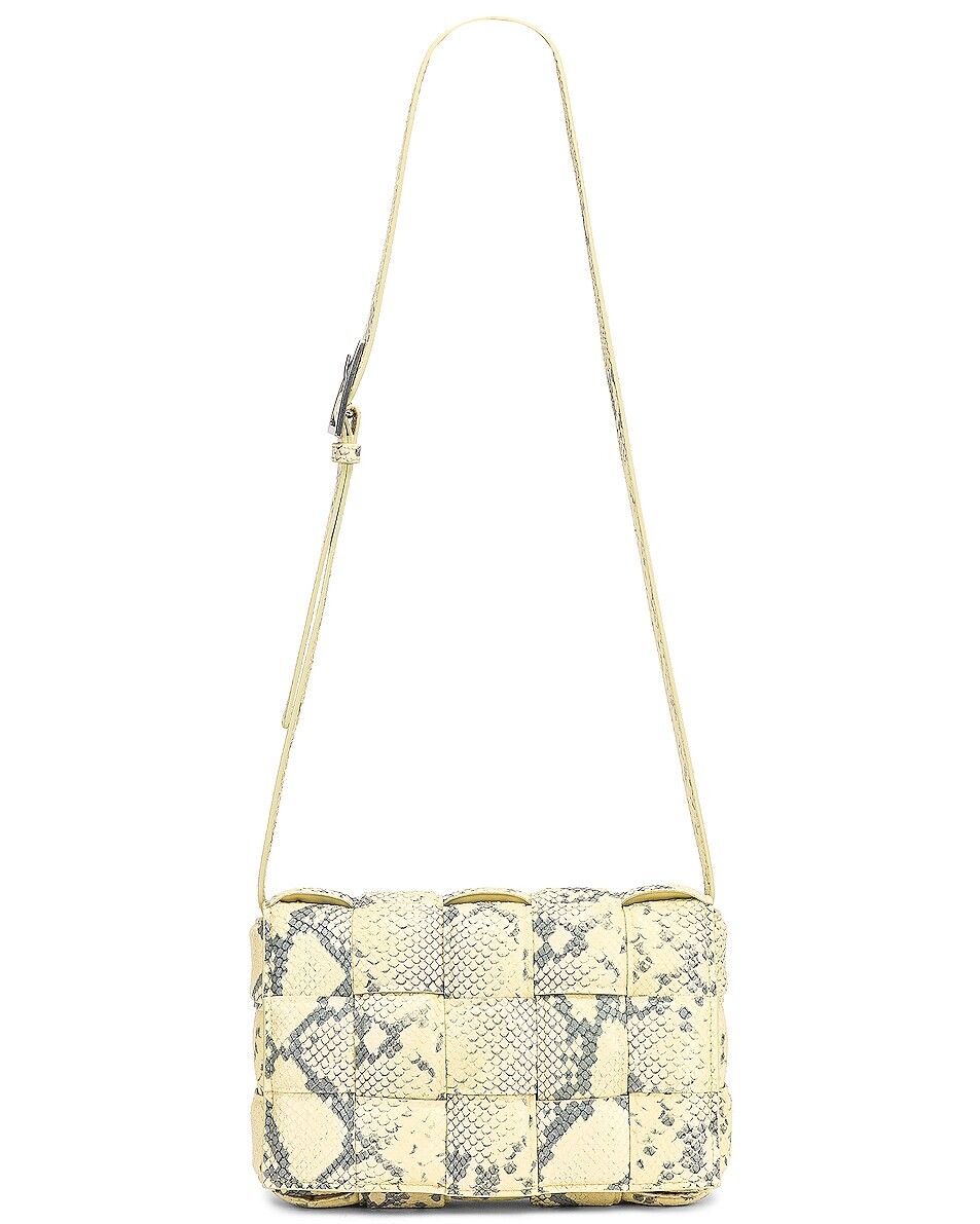

Сумка кросс-боди Bottega Veneta Padded Cassette, цвет Kiwi, Black, & Silver