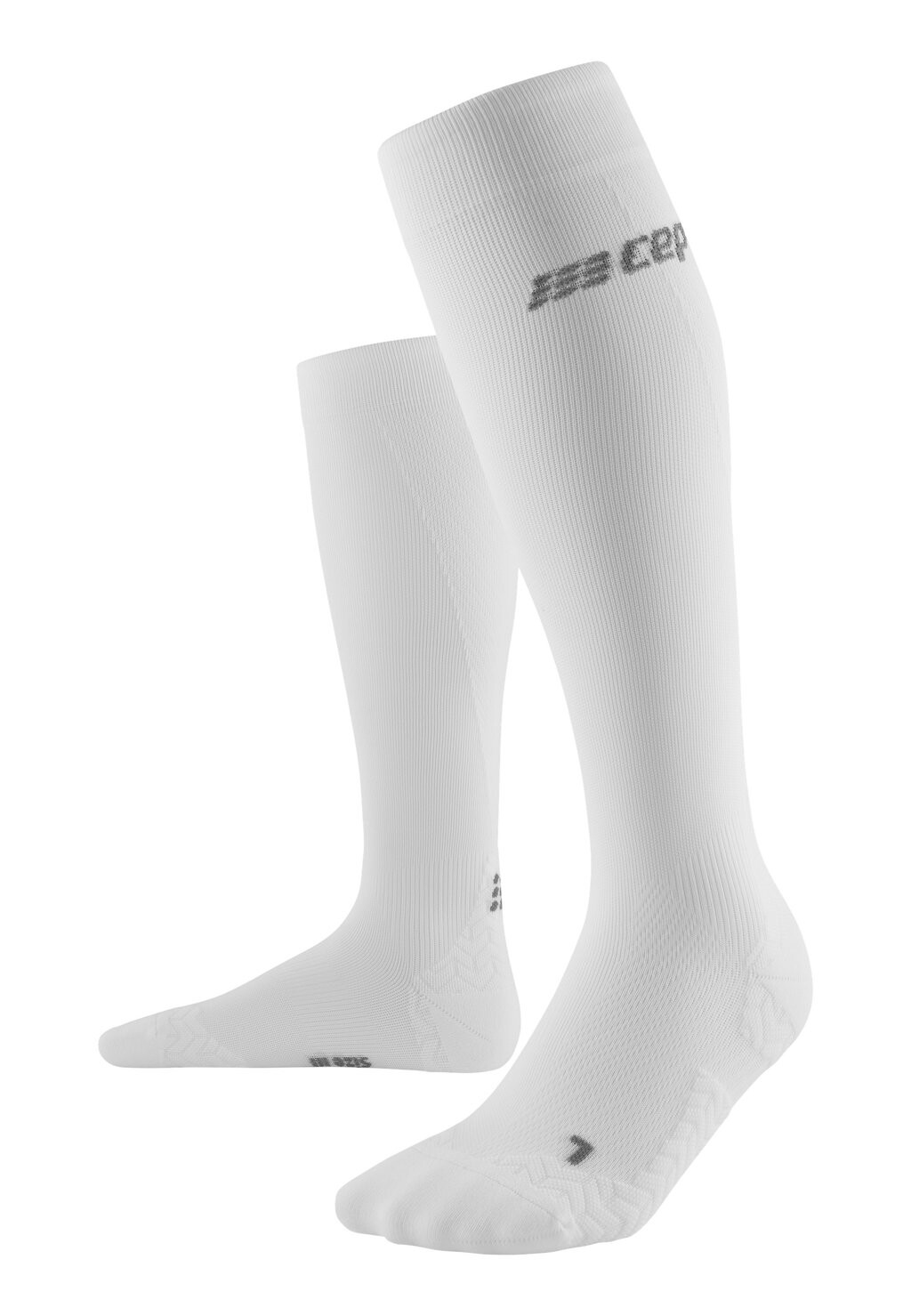 

Спортивные носки ULTRALIGHT COMPRESSION SOCKS KNEE-HIGH WOMEN, MADE IN GERMANY CEP, белый
