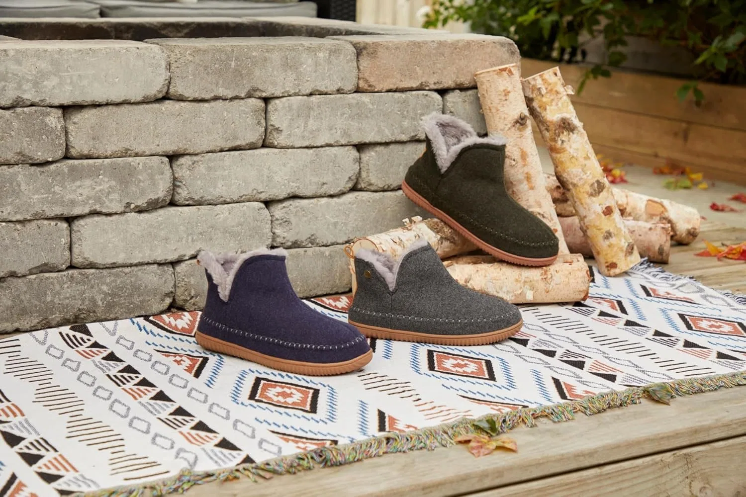 Мужские уютные тапочки Dearfoams Brixen из пеноматериала с эффектом памяти для дома и улицы, для кемпинга в альпийском стиле, Brown Multi — фото 3