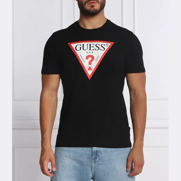 

Футболка стандартного кроя с тремя логотипами Guess, черный