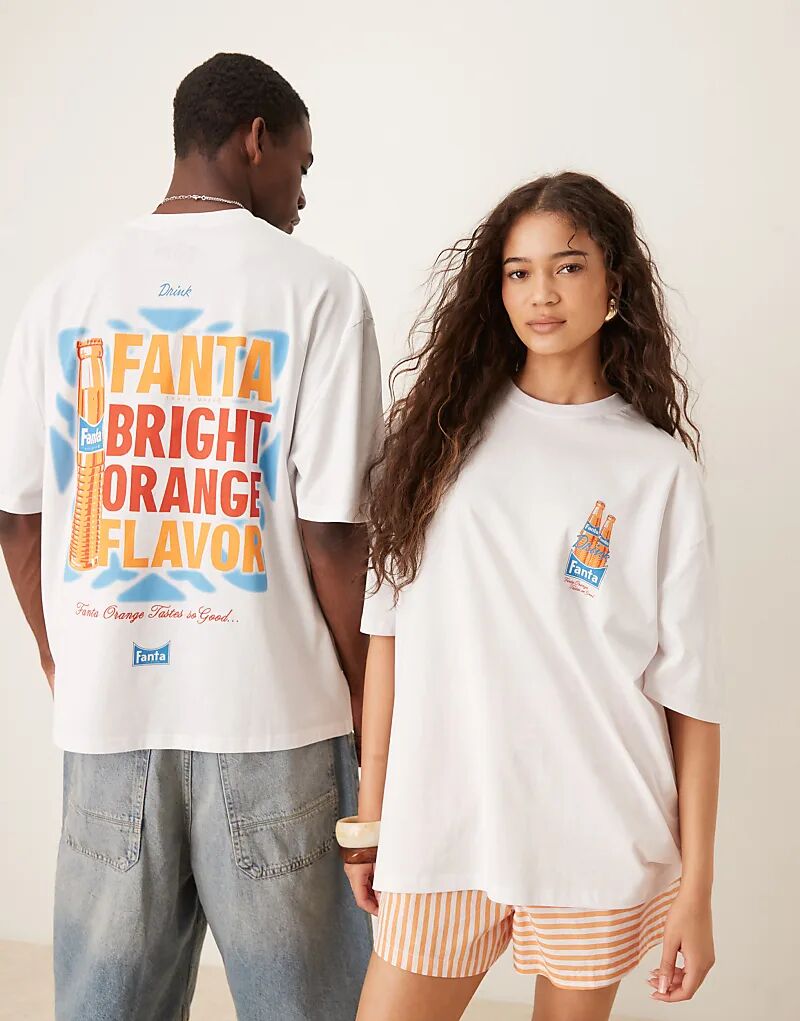 

Футболка свободного кроя ASOS DESIGN с принтами Fanta белого цвета