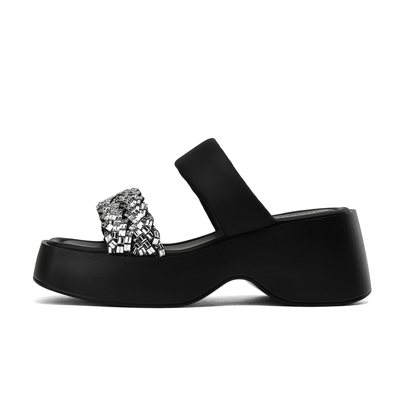 

Шлепанцы и сланцы DAPHNE Slide Slippers Women's