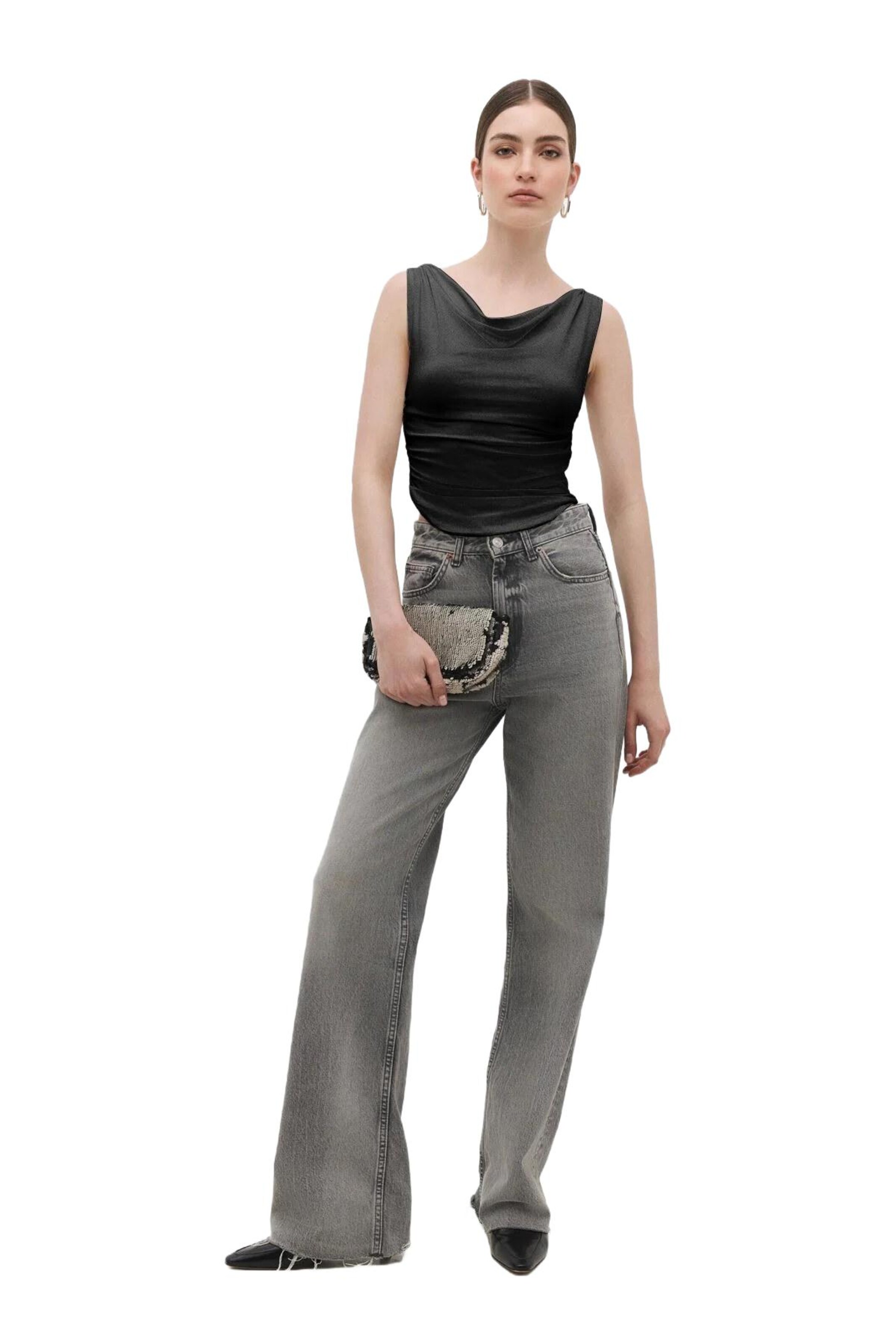 

No Matter What Футболка в черном цвете