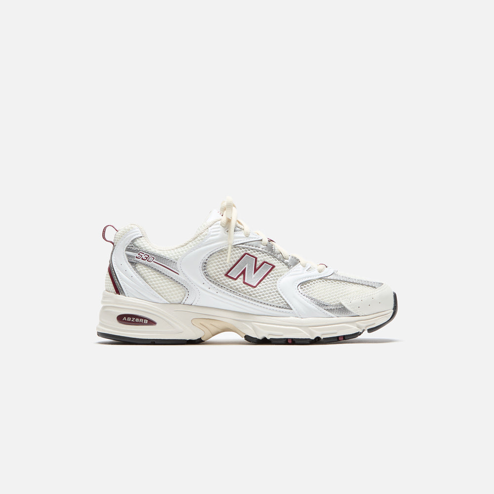 

Кроссовки New Balance 530, цвет Sea Salt/White/Mercury Red