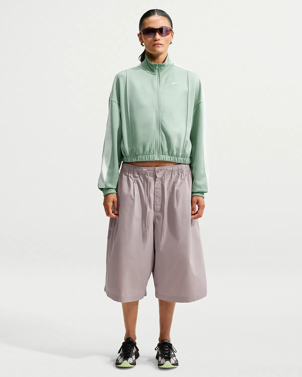 Женская ветровка Nike Sportswear, Steam/Barely Green/Sail — фото 4