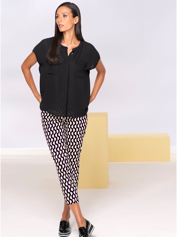 

Блузка с короткими рукавами черного цвета Heine