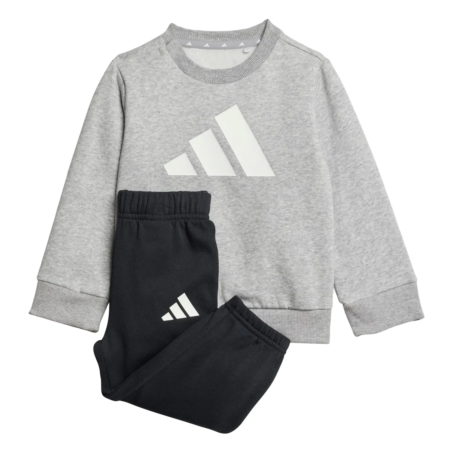 Спортивный костюм Adidas Sportswear Essentials серого цвета — фото 2