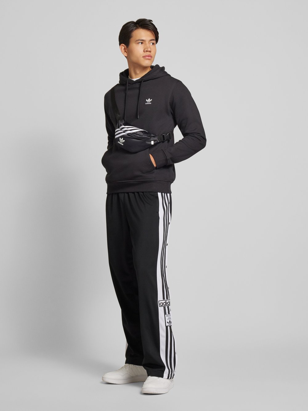 

Спортивные брюки прямого кроя с застежкой на кнопки, модель «ADIBREAK» adidas Originals, черный