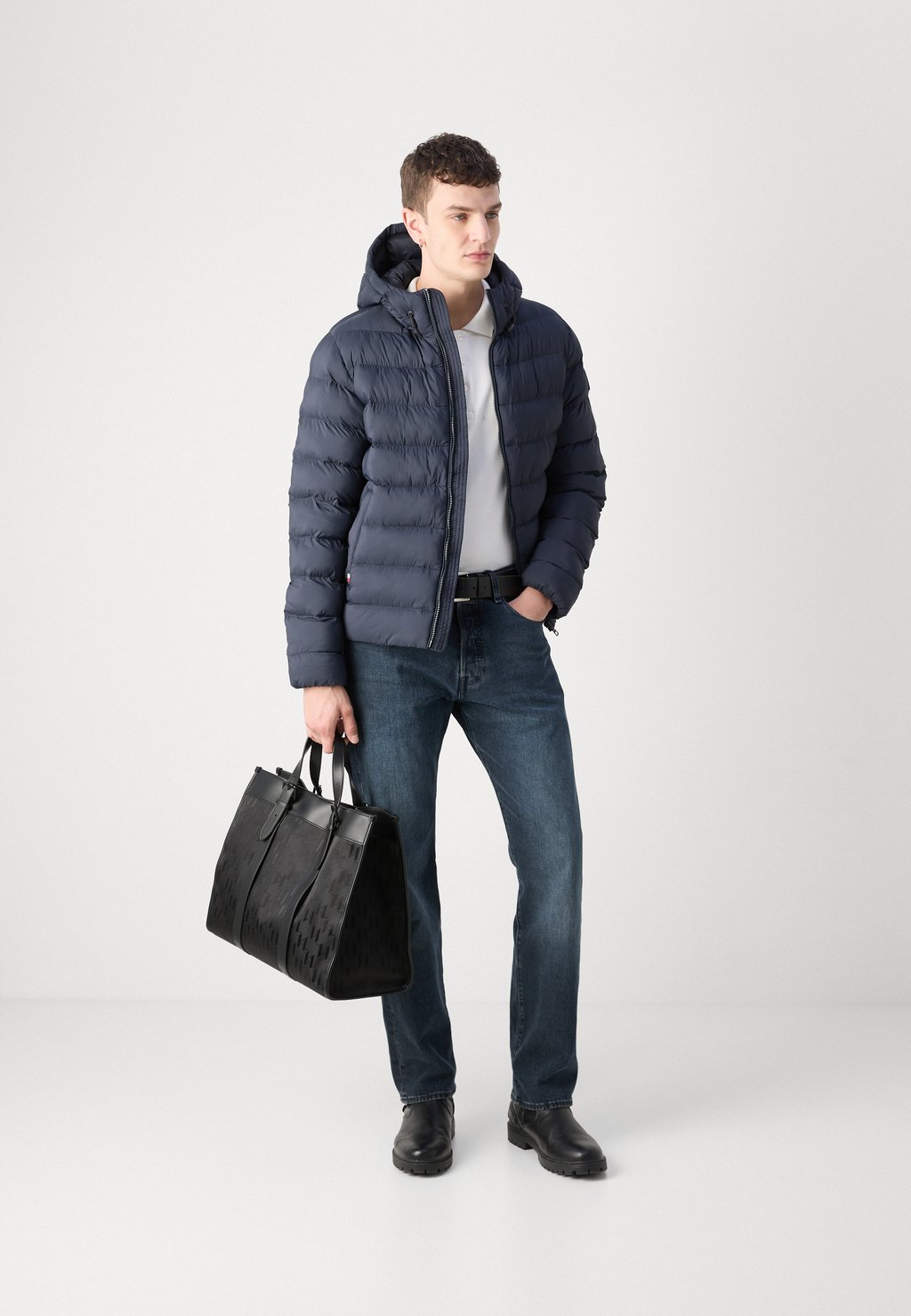 

Легкая куртка MID WEIGHT HOODED JACKET Tommy Hilfiger, темно-синий