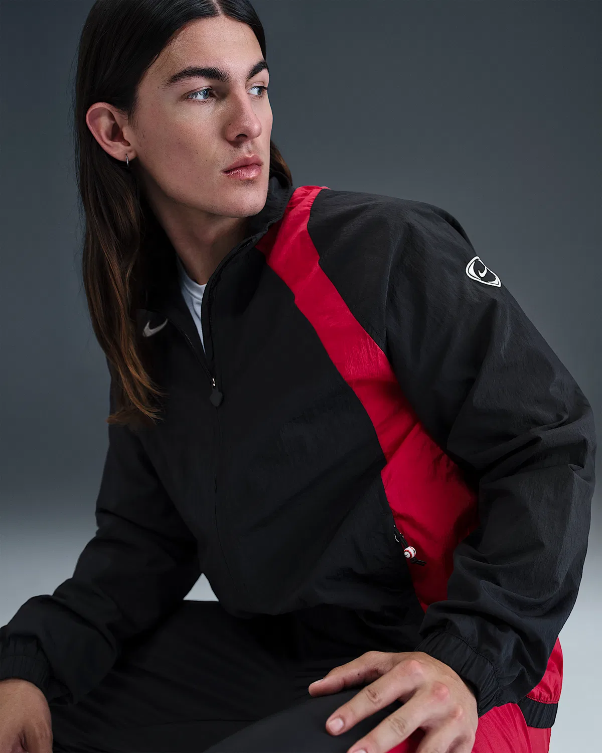 Мужская ветровка Nike Total 90 Repel Soccer Track, Black/Gym Red/Sail — фото 3