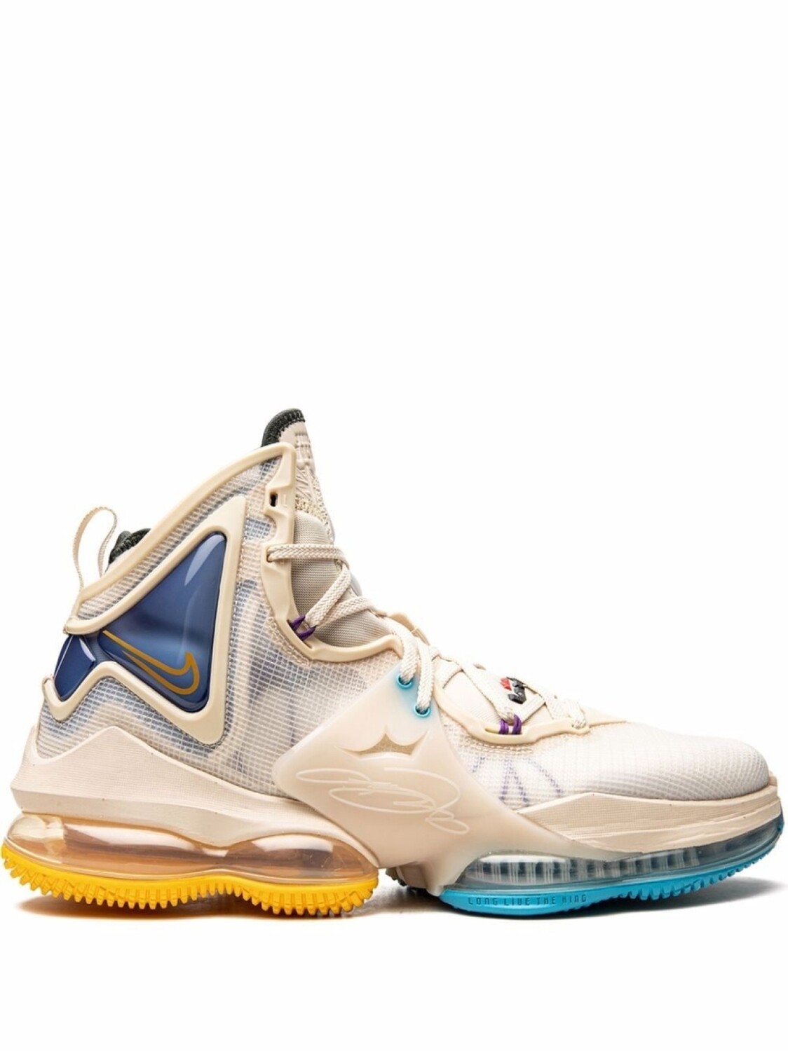 

Высокие кроссовки LeBron 19 Nike, белый