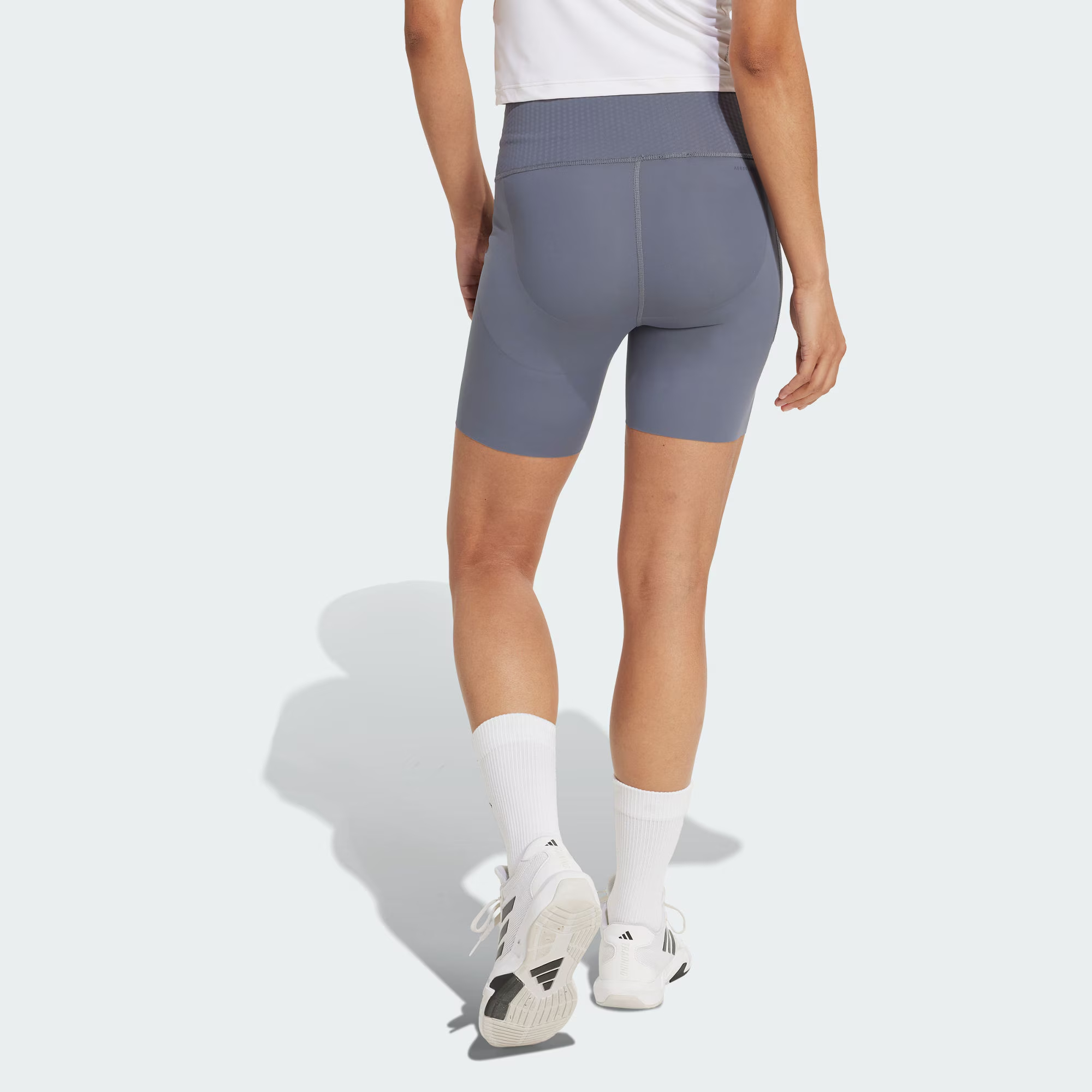Повседневные шорты Power Casual для женщин Asphalt Gray Adidas, серый — фото 4