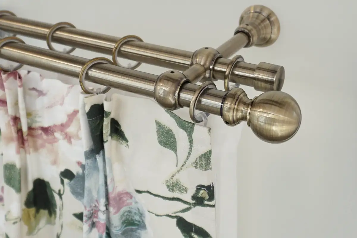 

Карниз для штор GARESA "ANDREA", 2 направляющие, желаемая длина, комплект для штор, выдвижной, с шариковой концевой кнопкой, длинная, с кольцами 430 см, Ø 20 мм, цвет antikmessingfarben