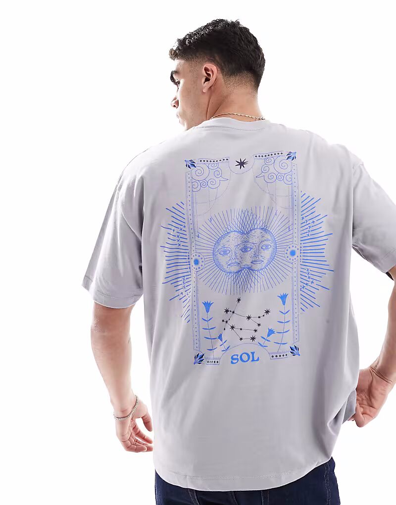 

Футболка оверсайз ASOS DESIGN серого цвета с небесным принтом