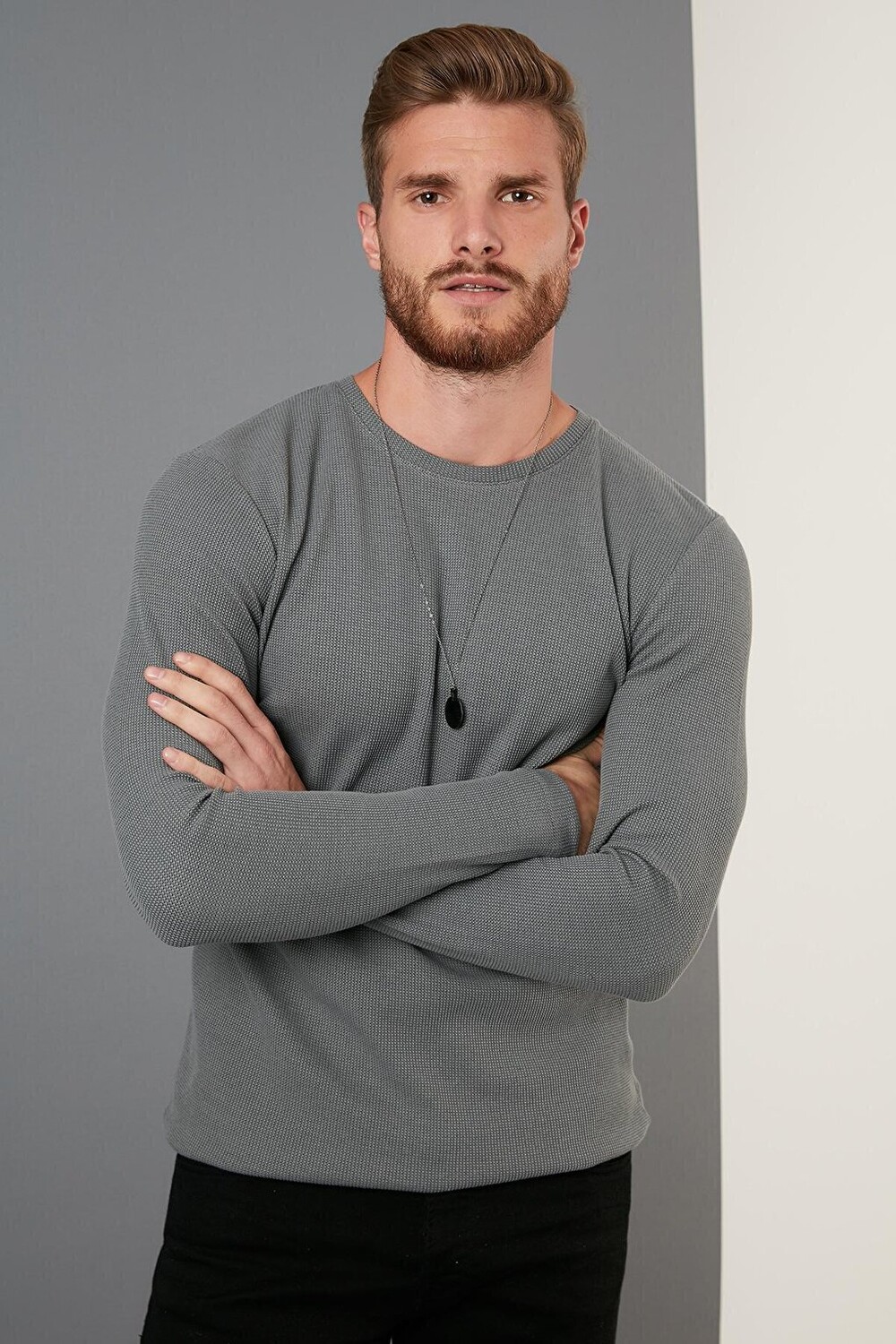 

Хлопковый базовый свитшот Slim Fit с круглым вырезом 5905073 Buratti, светлый хаки