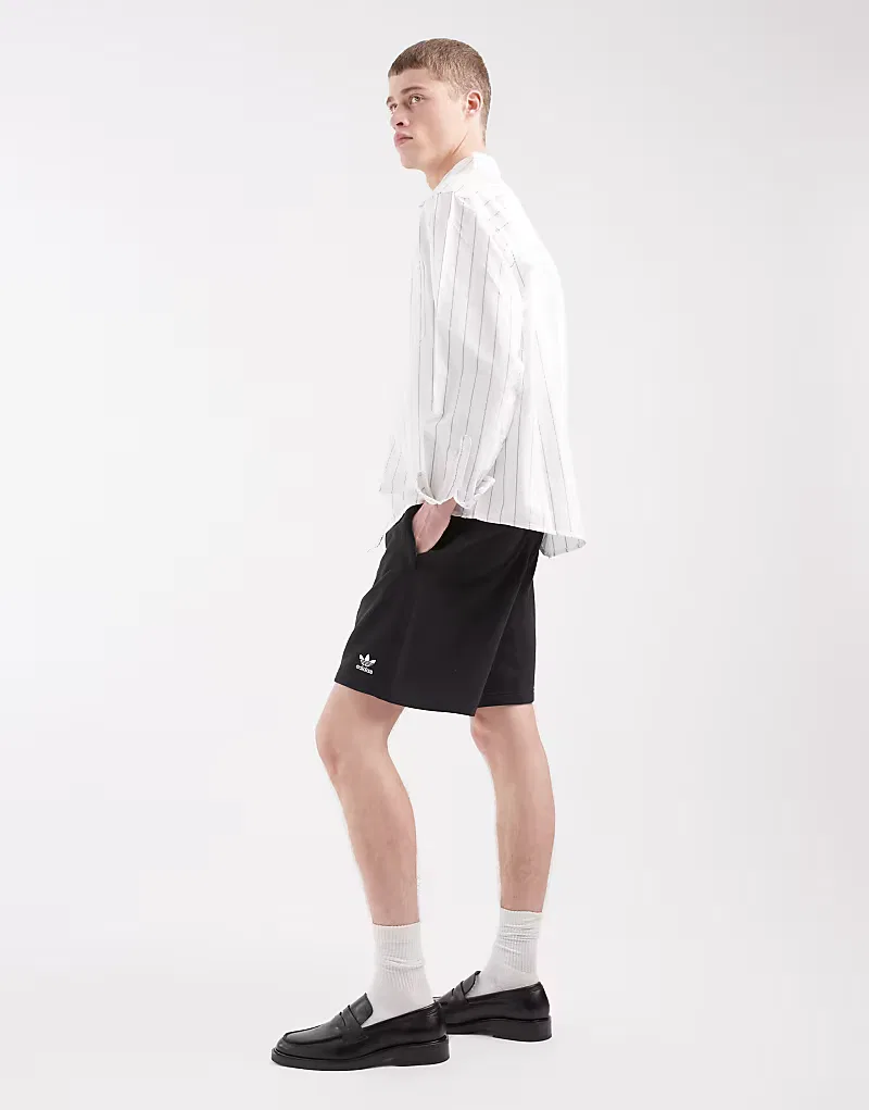 Шорты Adidas Originals Trefoil Essentials, черный — фото 3