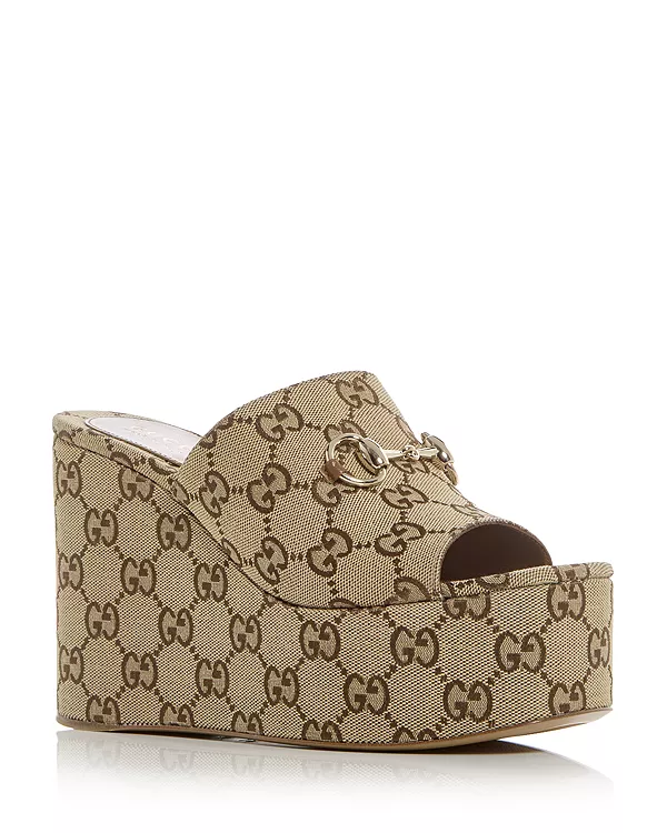 Женские сандалии на платформе с пряжкой "лошадиная уздечка" от GG Gucci, бежевый