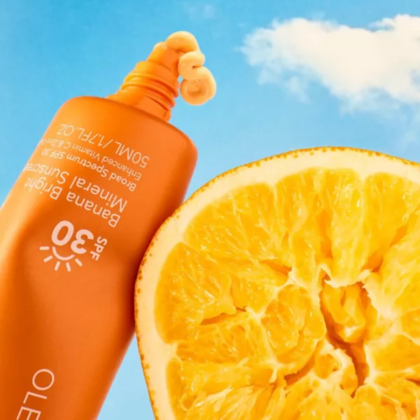 Банановый яркий минеральный солнцезащитный крем для лица spf 30 Olehenriksen — фото 4