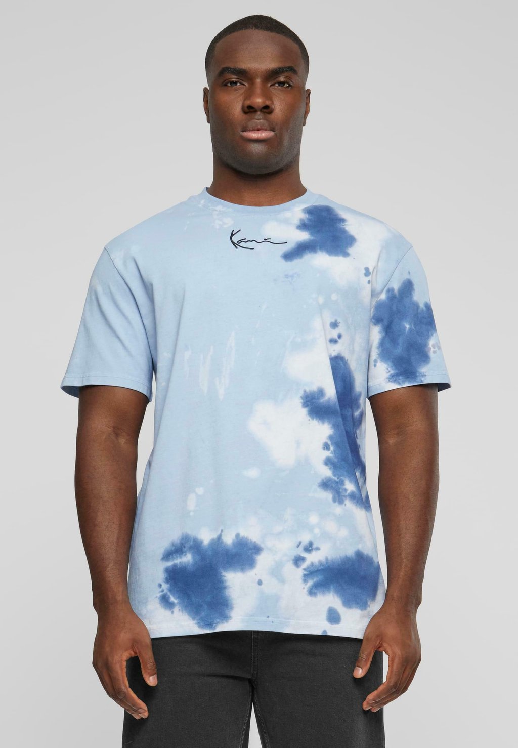 

футболка с принтом Km241-026-1 Small Signature Tie Dye Diner Karl Kani, цвет light blue navy