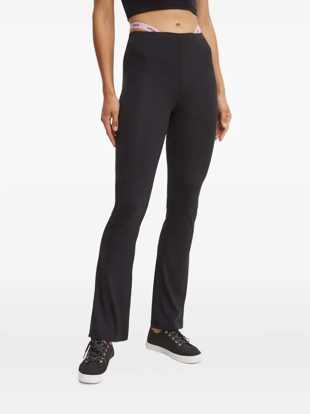 

Брюки с поясом с логотипом Hugo, черный