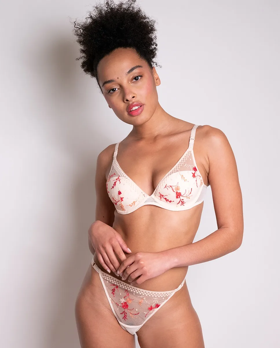 

Трусики-стринги из тюля с вышивкой Suzy Passionata, кремовый