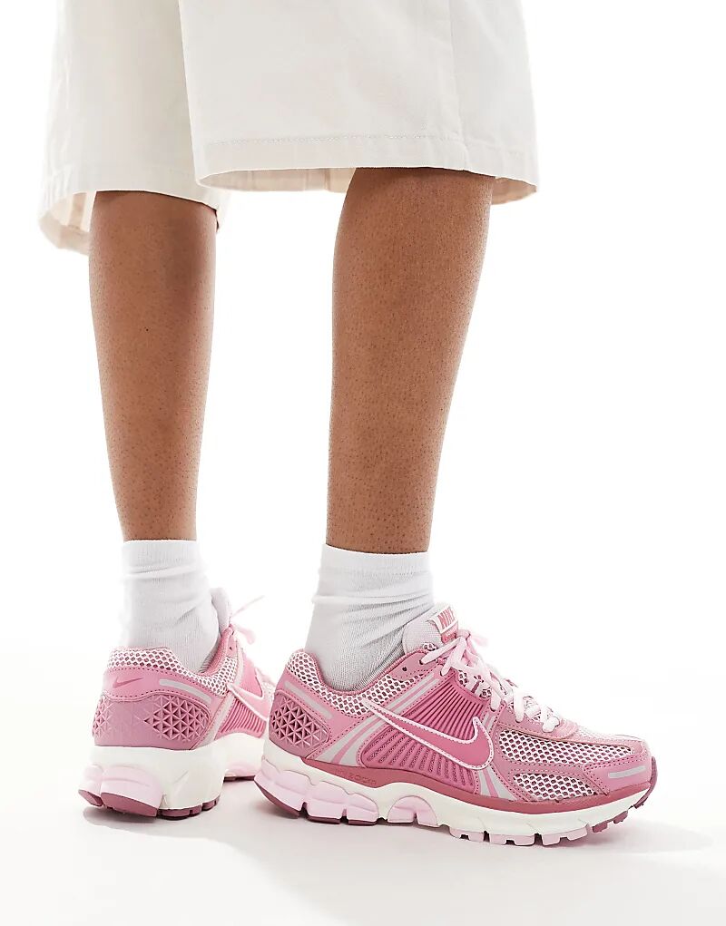 Кроссовки Nike Zoom Vomero 5 розового цвета — фото 4