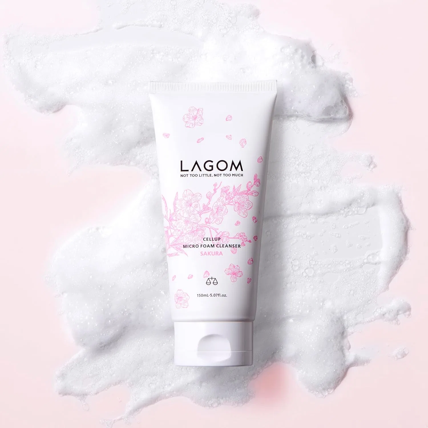 Гель-пенка для умывания Lagom Microform Cleanser с ароматом вишни, 150 мл, белый — фото 2