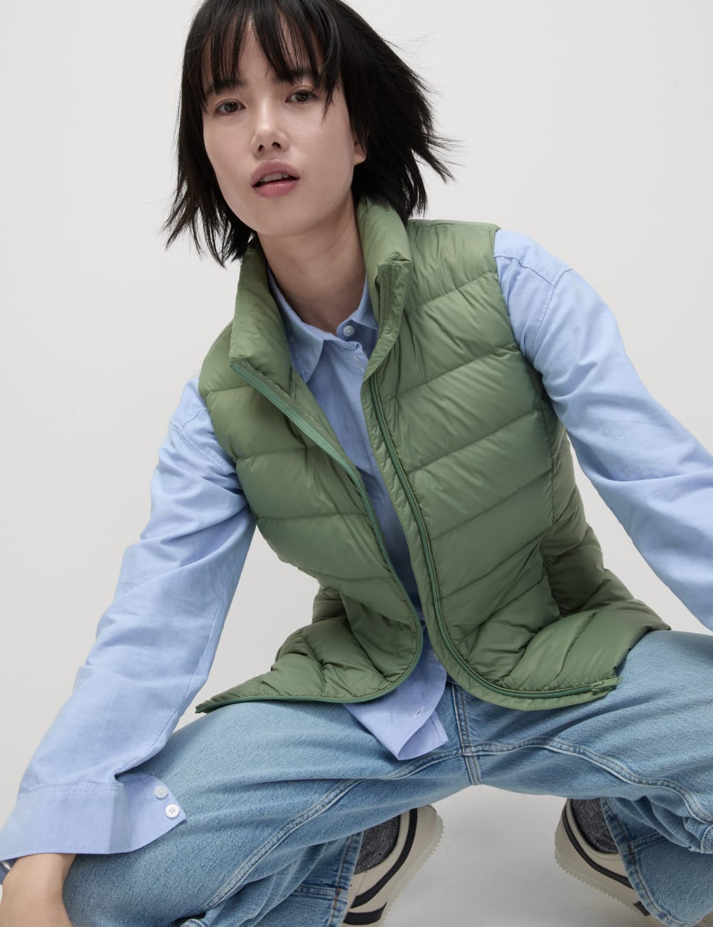 

Стеганый жилет Packaway Puffer Gilet с перьями и пухом Marks & Spencer, цвет Bright sage