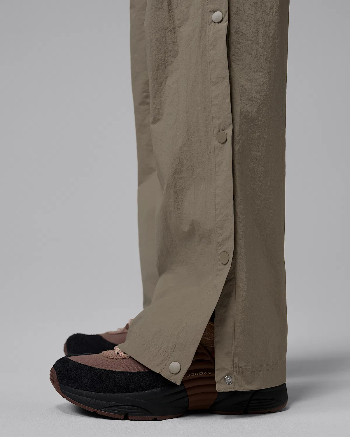 Мужские штаны Jordan Brooklyn, Khaki/Pale Ivory — фото 4