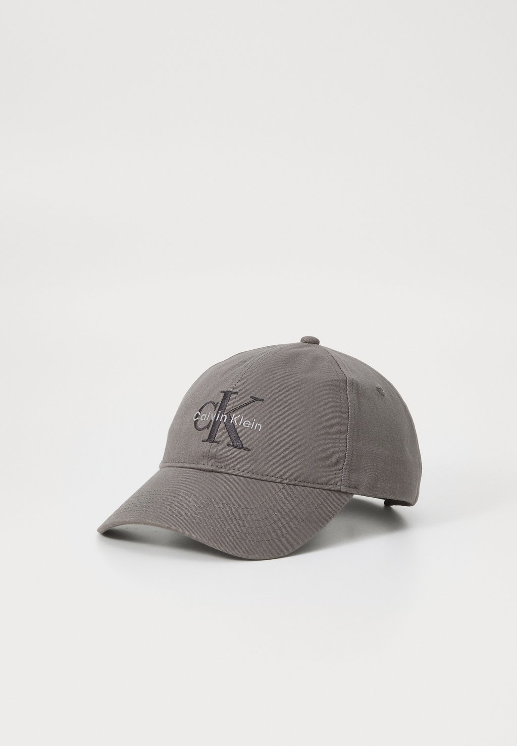 

Бейсболка MONOLOGO EMBROIDERY BASEBALL Calvin Klein Jeans, цвет Granite Gray