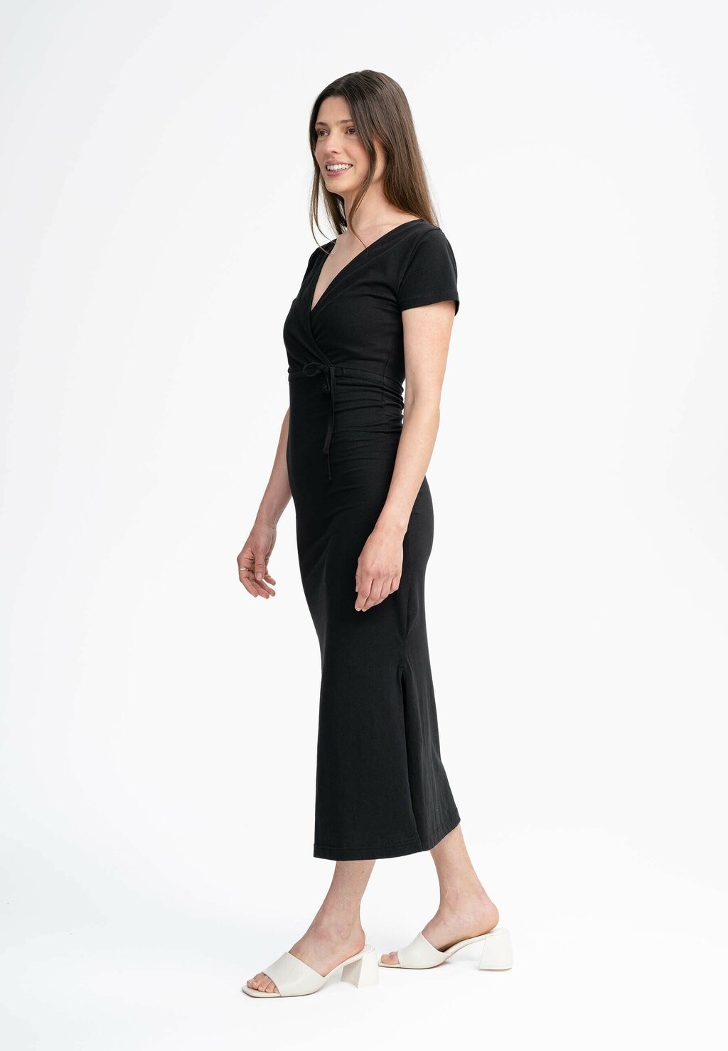 

Платье макси V-NECK LANG SHREOSHI MELA, черный