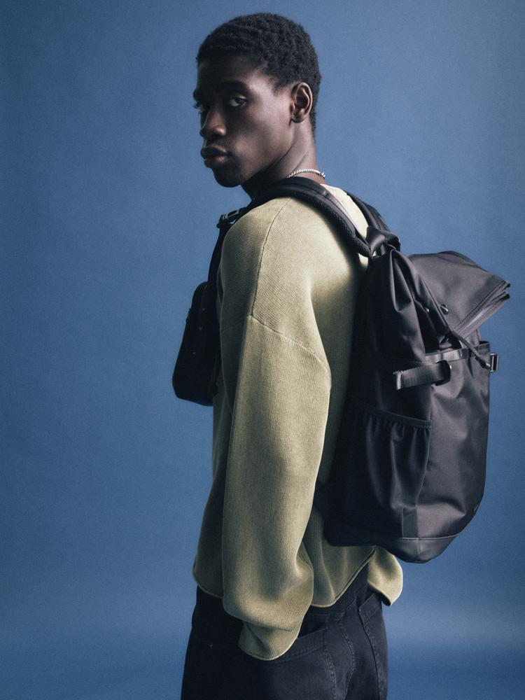

Рюкзак из нейлона Pull And Bear, черный