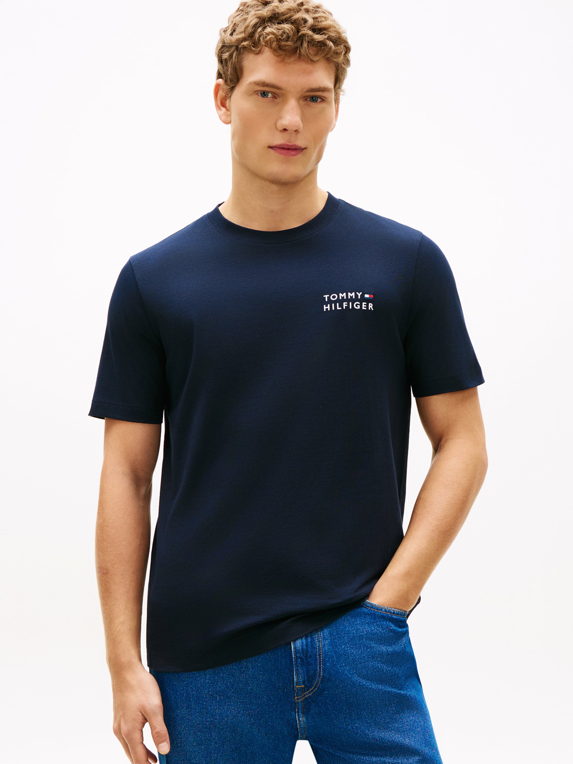 TOMMY HILFIGER Футболка 'BRAND LOVE' в цвете Navy — фото 3