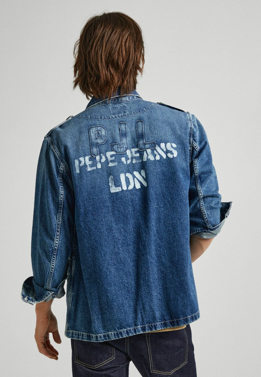 

Джинсовая куртка Pepe Jeans LUKA STENCIL, цвет denim
